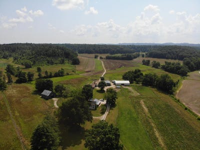 /international/us/940-town-branch-road-jeffersonville-ky-110100449431/