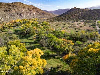 /international/us/2630-n-dancing-apache-road-cornville-az-110106059392/