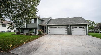 /international/us/1107-walnut-street-farmington-mn-110120454317/