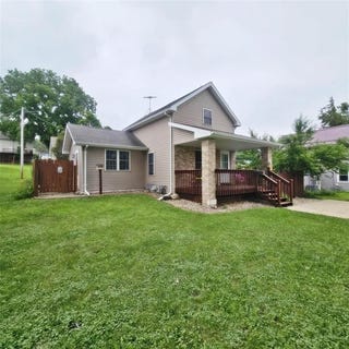 /international/us/105-n-division-street-anamosa-ia-110101349132/?lang=en