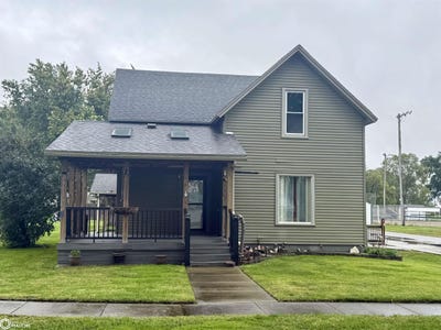 /international/us/305-13th-street-s-grand-junction-ia-110110337686/