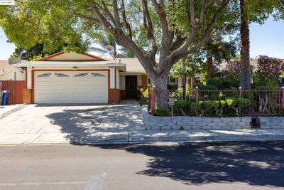 /international/us/1813-hanlon-way-pittsburg-ca-110101218803/?lang=zh-tw