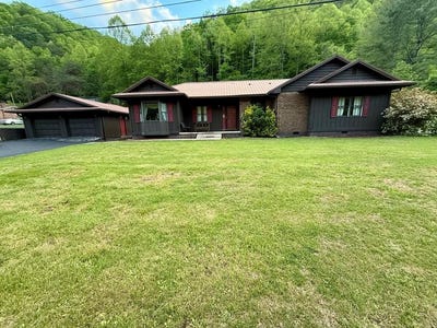 /international/us/11545-us-23-hwy-s-pikeville-ky-110107616558/