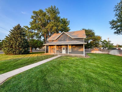 /international/us/128-smokyhill-ave-oakley-ks-110119563242/