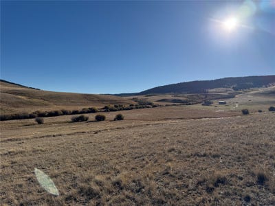 /international/us/nhn-lingshire-road-white-sulphur-springs-mt-110108120603/