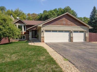 /international/us/11900-baypoint-drive-burnsville-mn-110119918255/