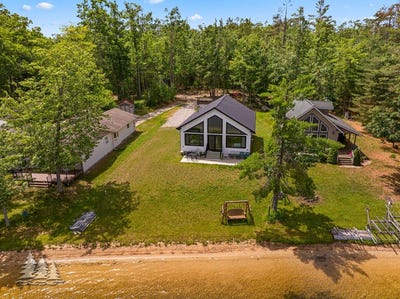 /international/us/4620-pinewood-drive-lewiston-mi-110100617953/