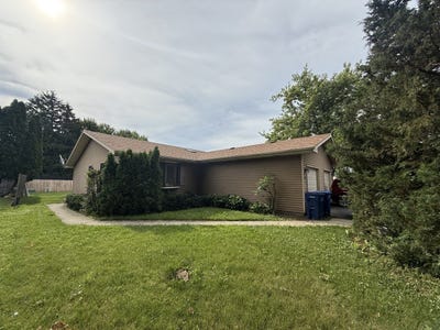 /international/us/803-pine-grove-avenue-gurnee-il-110108945027/
