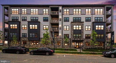 /international/us/1601-potomac-shores-parkway-dumfries-va-110107930734/