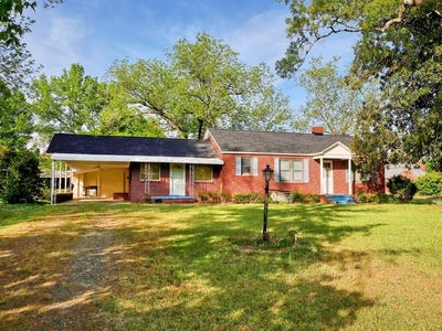 /international/us/213-church-st-troy-sc-110107635035/