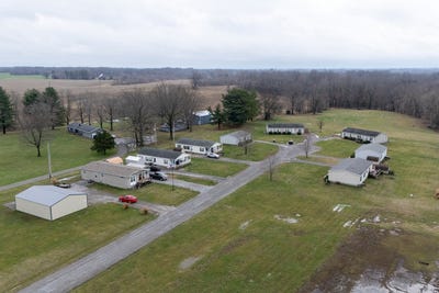 /international/us/111-devan-drive-murphysboro-il-110107156635/