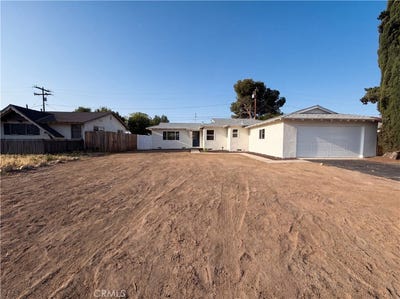 /international/us/27807-pluto-street-highland-ca-110107725718/