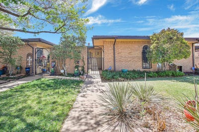 /international/us/5019-27th-street-lubbock-tx-110107779594/