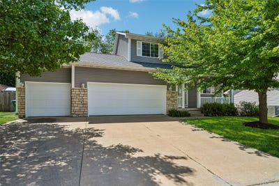 /international/us/5405-jordan-boulevard-pleasant-hill-ia-110109133572/