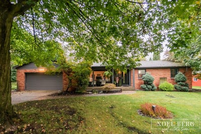 /international/us/13820-windemere-drive-nw-grand-rapids-mi-110110378656/