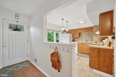 /international/us/3-colonial-way-aston-pa-110101197117/