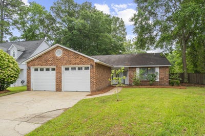 /international/us/116-lancelot-hall-charleston-sc-110107799912/