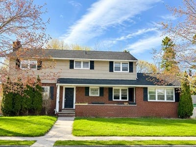 /international/us/612-s-4th-avenue-alpena-mi-110107924493/