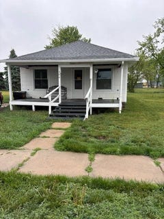 /international/us/304-w-1st-st-laurel-ne-110120027840/