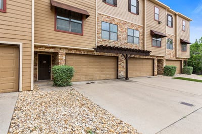 /international/us/2410-s-2nd-street-waco-tx-110108348720/