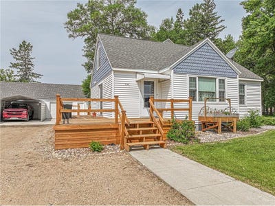 /international/us/118-n-douglas-avenue-parkers-prairie-mn-110099991495/