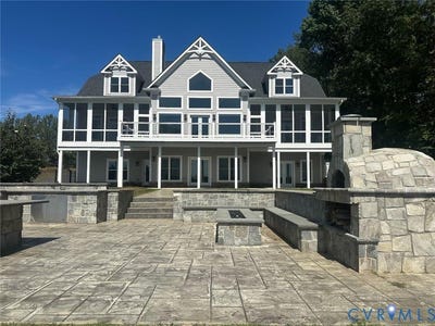 /international/us/926-fairview-drive-mineral-va-110119925174/
