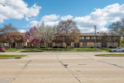/international/us/9907-w-beloit-rd-milwaukee-wi-110108296094/