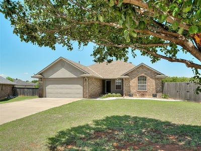 /international/us/1005-olde-town-drive-piedmont-ok-110108985843/