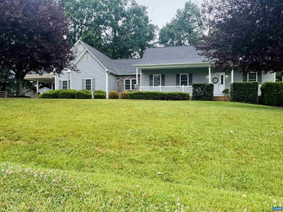 /international/us/18-forest-view-ln-fishersville-va-110106951344/