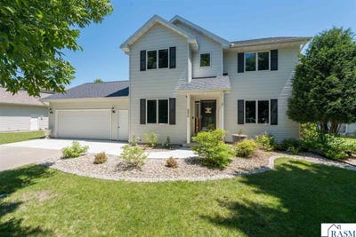 /international/us/556-ivy-lane-north-mankato-mn-110108695270/