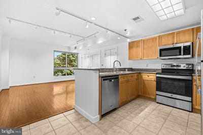 /international/us/777-7th-street-nw-washington-dc-110104486630/