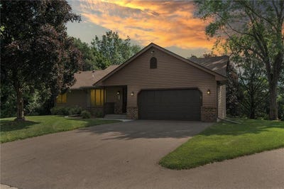 /international/us/241-bayberry-avenue-court-stillwater-mn-110100775159/