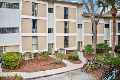 /international/us/42-s-forest-beach-drive-hilton-head-island-sc-110120420719/
