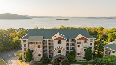 /international/us/250-lakewood-drive-hollister-mo-110108019091/