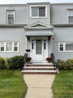 /international/us/555-beech-st-boston-ma-110087468009/