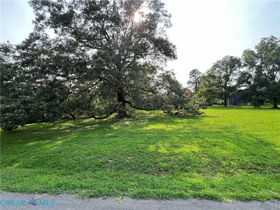 /international/us/meadow-lane-urbanna-va-110119394129/