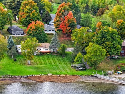 /international/us/230-campbell-road-newport-city-vt-110110388999/