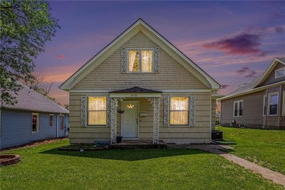 /international/us/3112-messanie-street-st-joseph-mo-110107685186/