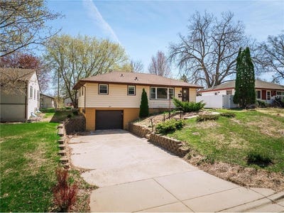 /international/us/4530-colorado-avenue-n-crystal-mn-110107483209/