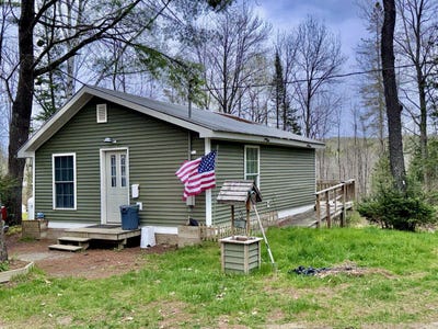 /international/us/315-molunkus-road-cornville-me-110107984450/