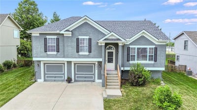 /international/us/8604-ne-75th-terrace-kansas-city-mo-110108205674/