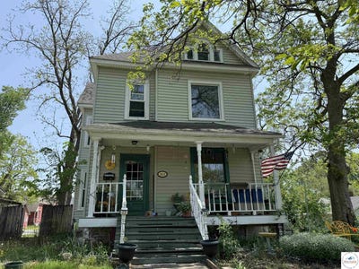 /international/us/1613-s-vermont-sedalia-mo-110098686260/