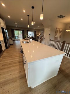 /international/us/8001-lake-laurel-ln-glen-allen-va-110106029234/