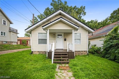 /international/us/1517-16th-street-ne-canton-oh-110101298292/