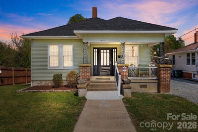 /international/us/1818-2nd-street-salisbury-nc-110107036329/