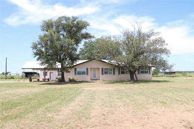 /international/us/315-county-road-114-san-saba-tx-110101217341/