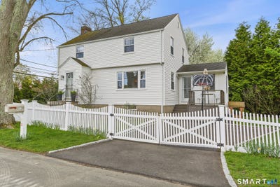 /international/us/126-ann-street-fairfield-ct-110107519691/