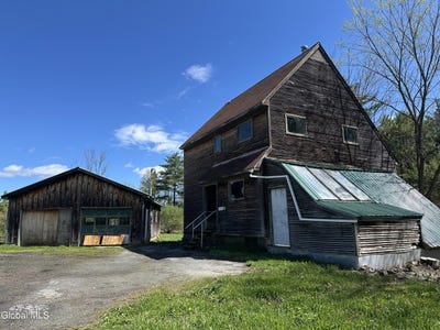 /international/us/4117-u-s-4-hudson-falls-ny-110108166736/