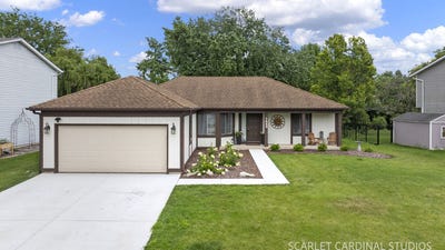 /international/us/1444-westglen-drive-naperville-il-110108913737/