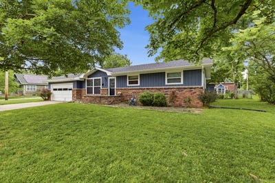 /international/us/402-s-rice-street-nixa-mo-110108409589/